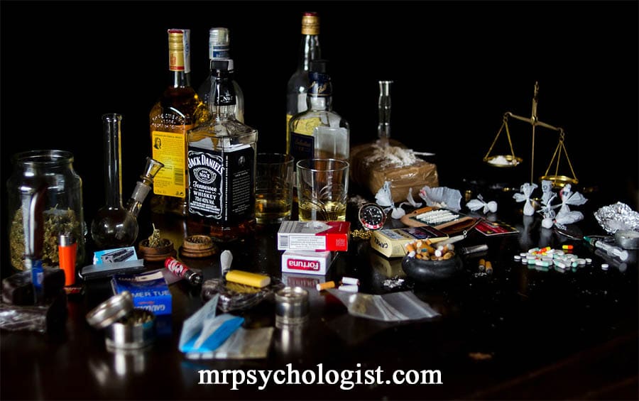 اختلالات اعتیادی و مرتبط با مواد یا Substance-related and addictive disorders