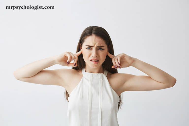 جمله‌های سمی که نباید به قربانی آزار جنسی و تجاوز گفته شود